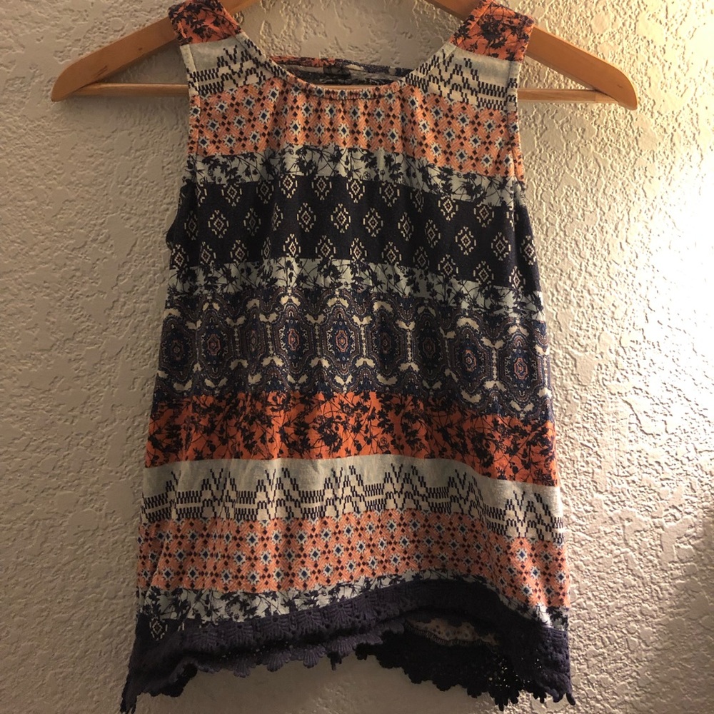 Patterned Tillys tank